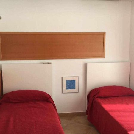 Nice And Quiet Flat In Premia De Mar Hutb Экстерьер фото