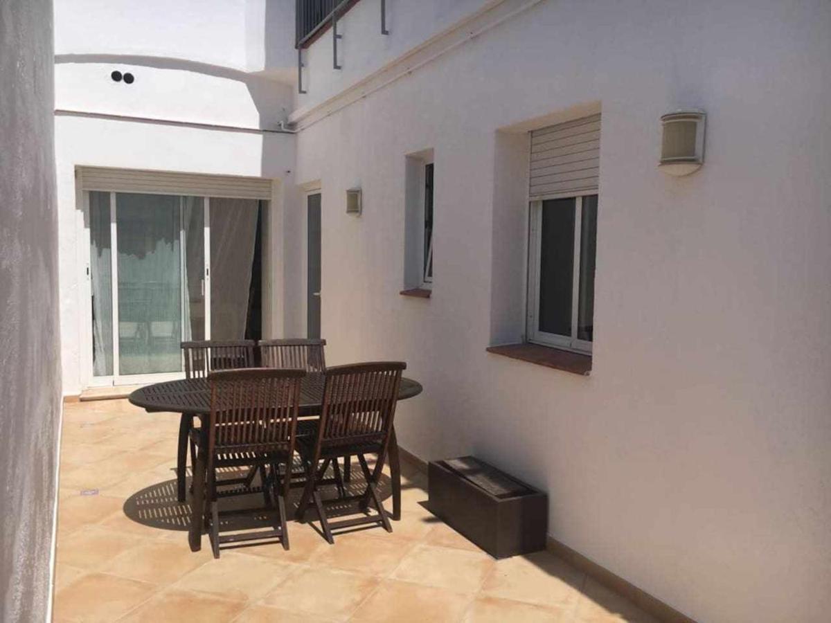 Nice And Quiet Flat In Premia De Mar Hutb Экстерьер фото